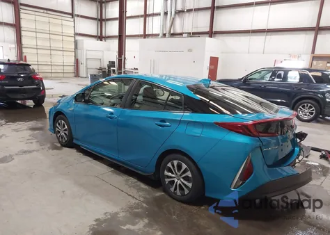 2022 Toyota Prius Prime Le из США, поврежденный, VIN JTDKAMFP6N3208603